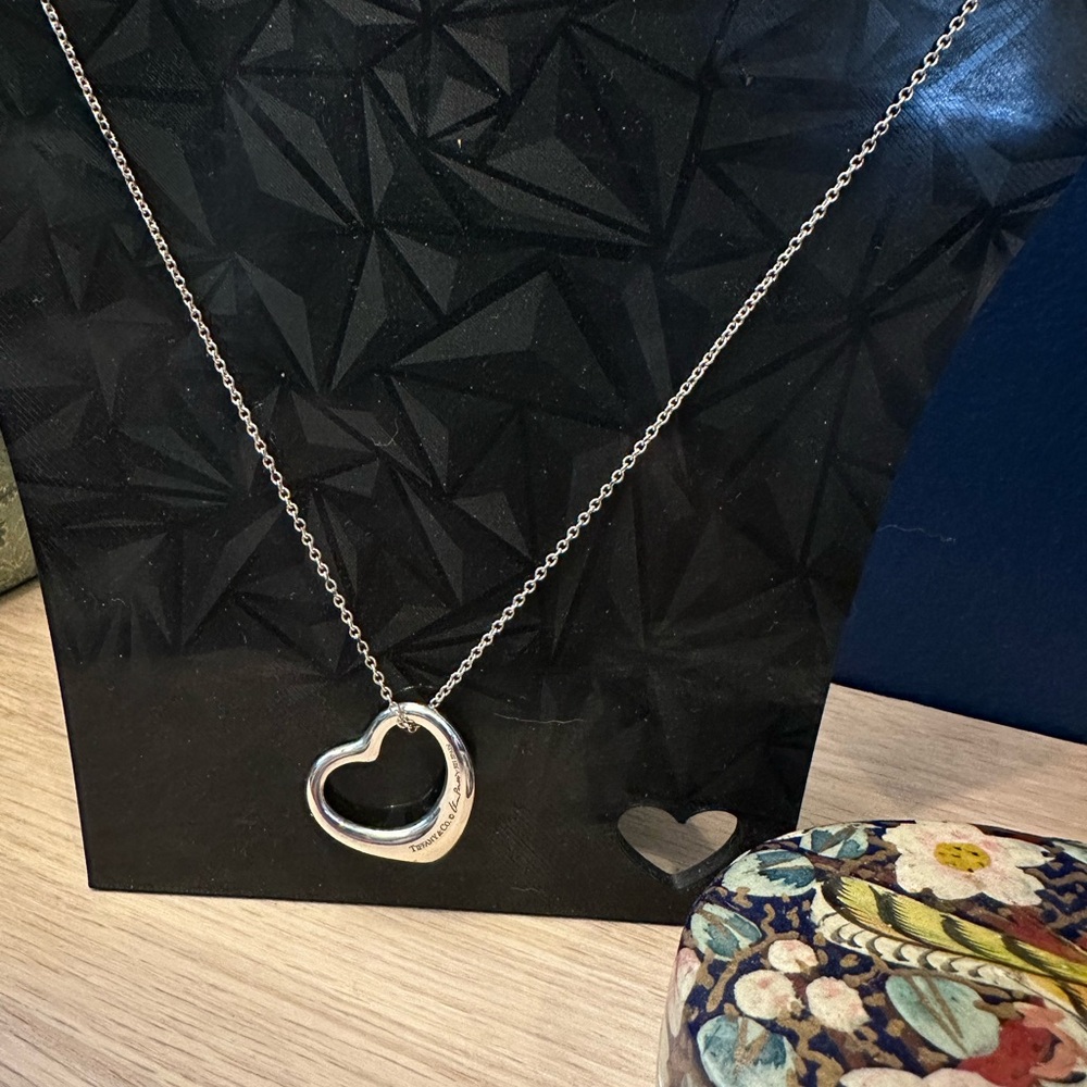 Tiffany & Co. Elsa Peretti Open Heart Necklace – Sterling Silver - Picture 4 of 11